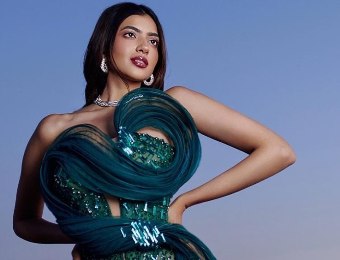 Kashika Kapoor: The Epitome of Modern Elegance, Where Humility Meets Haute Couture